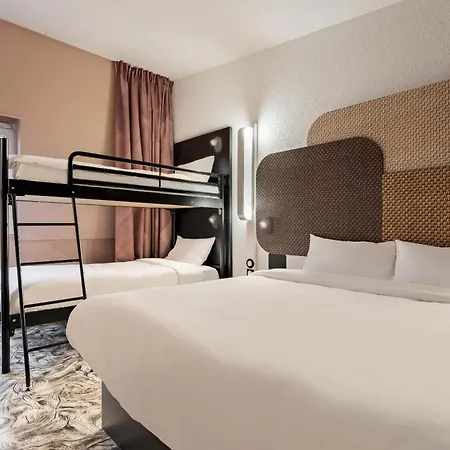 Hotel Valenciennes Sud 3 étoiles 3*