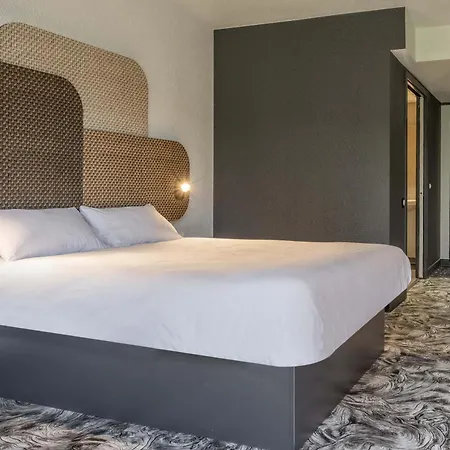 Valenciennes Sud Szálloda 4*