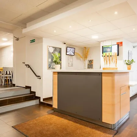 Valenciennes Sud Hotel 4*