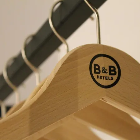 Hotel Valenciennes Sud 3 étoiles Prouvy