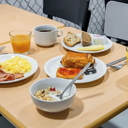 Hotel Valenciennes Sud 3 Etoiles 3*