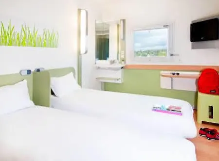 Hotel Valenciennes Sud 3 étoiles 3*